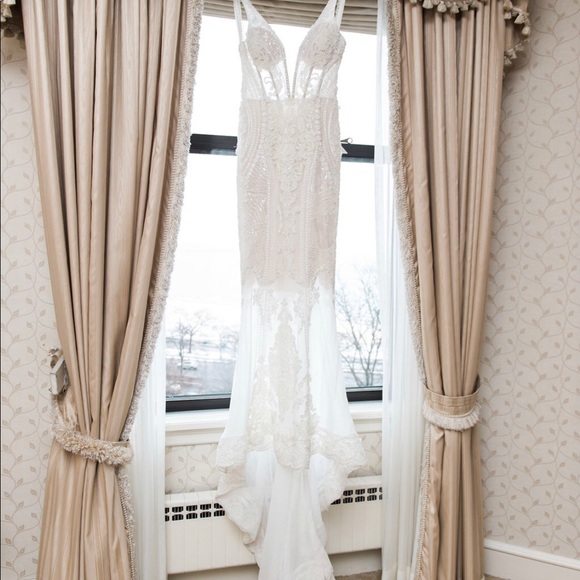 Pallas Couture Cassia Wedding Dress - Picture 7 of 8